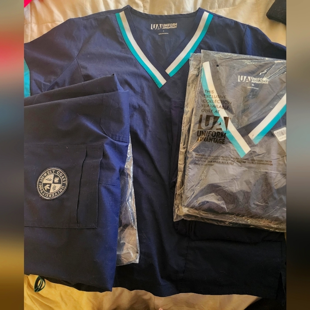 Westcoast University, Uniform Bundle: 1 TOP, 1 PANTS WOMENS